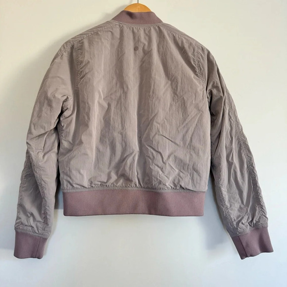 Lululemon Flip It & Reverse It Jacket Smoky Blush size: 8 - Picture 8 of 9